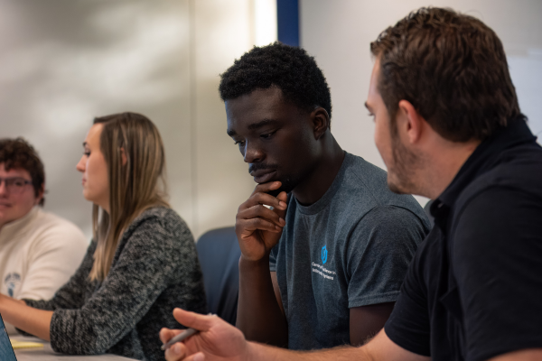 DSU Financial Technology students attend class.