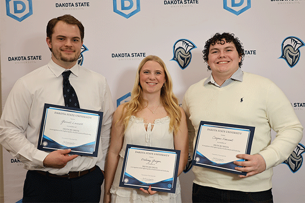 Delta Mu Delta Honor Students 2025