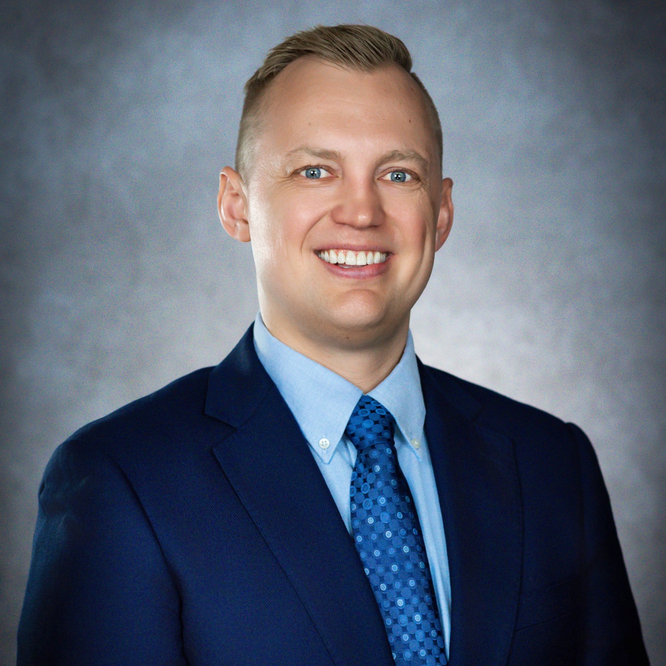 Andrew Sogn headshot