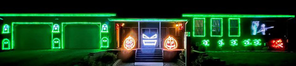 Welu Halloween light display.