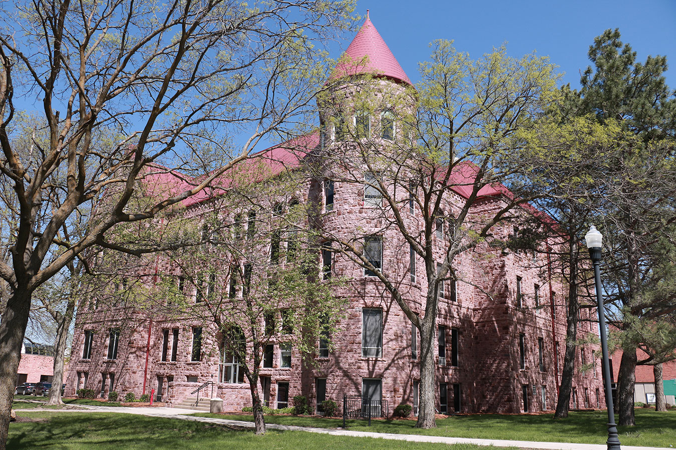 Image of East Hall at Dakota State University in spring