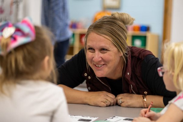 dsu education graduate teaching to elementary school classroom