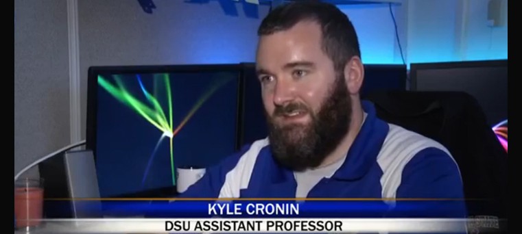 DSU's Kyle Cronin speaks to KDLT about cyber security and shopping online. 