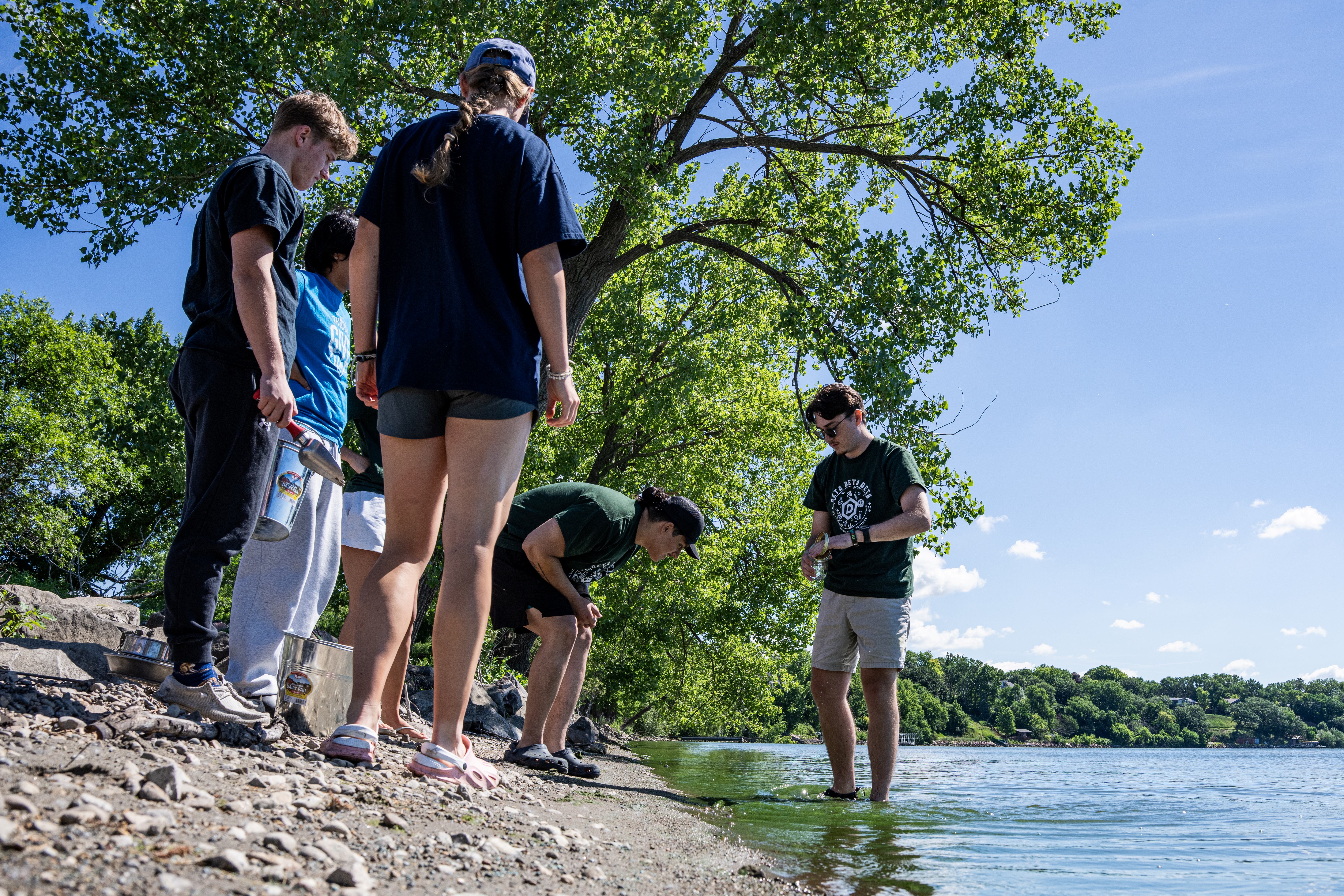 DSU students study microplastics in South Dakota waterways.