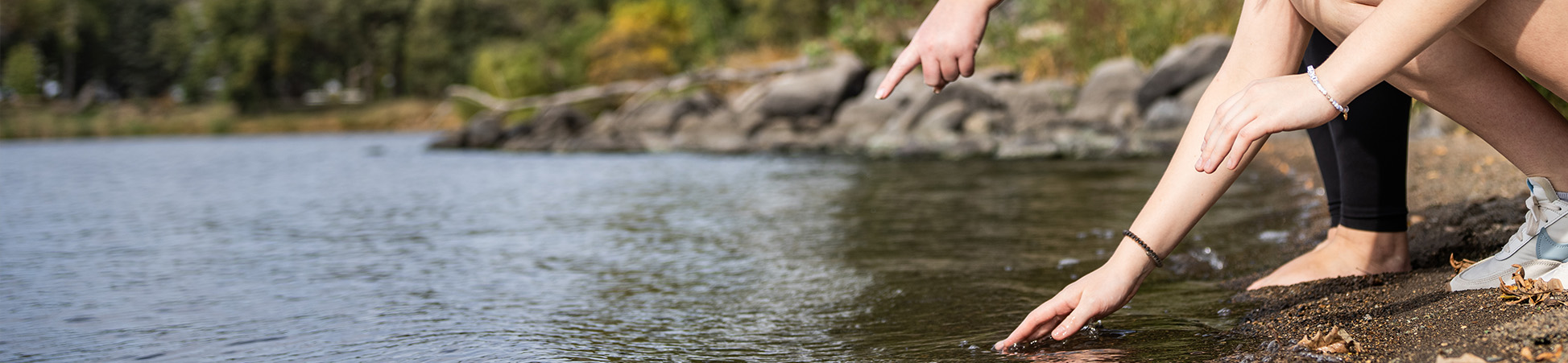Biology Education students at the shore of Lake Madison.
