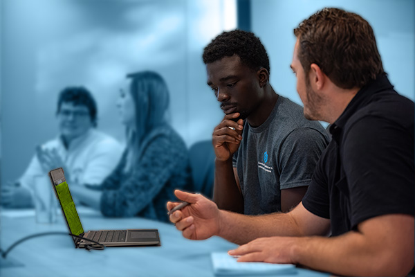 information technology graduate certificate students in class